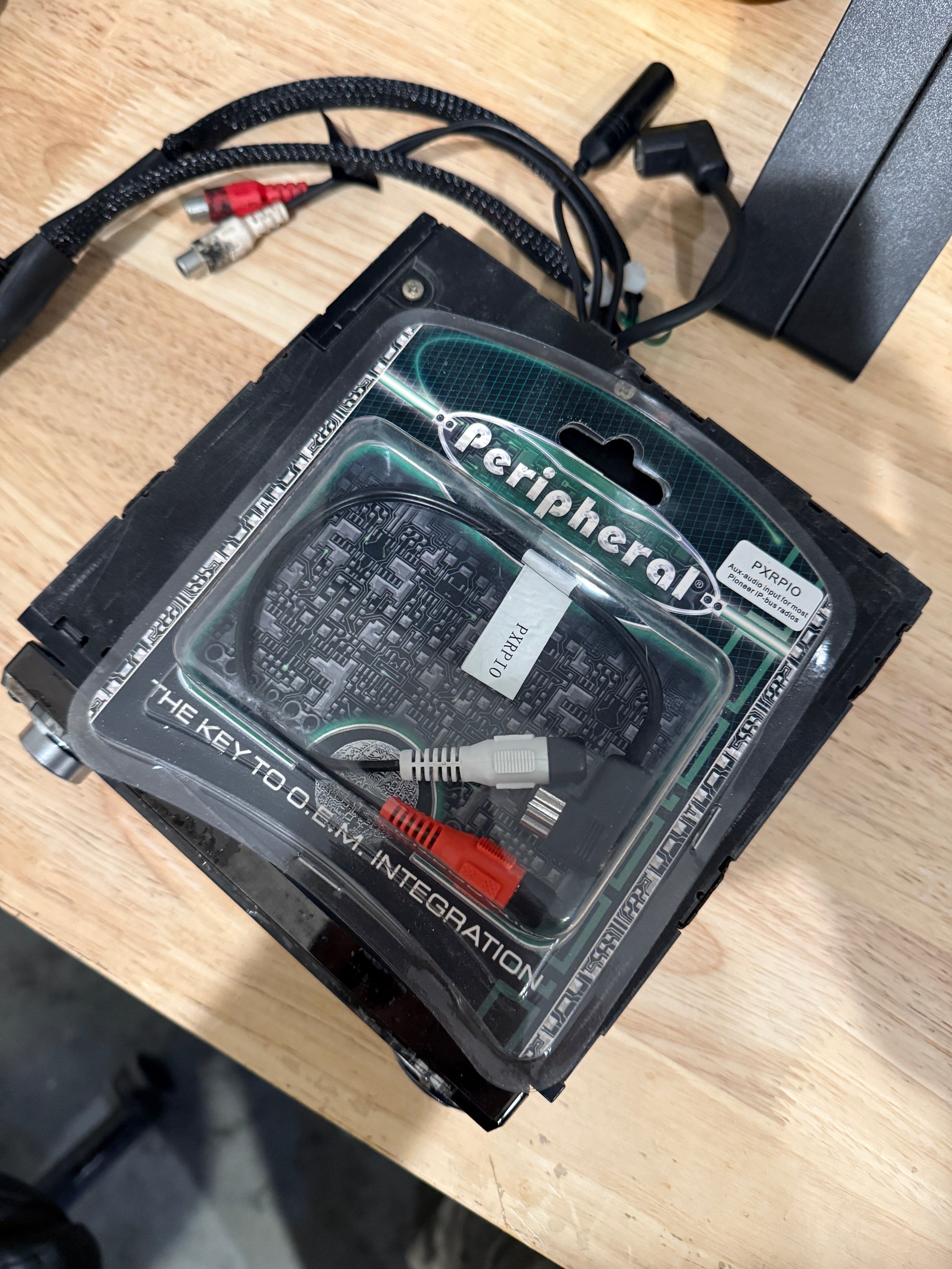PIONEER IP BUS TO RCAS CABLE