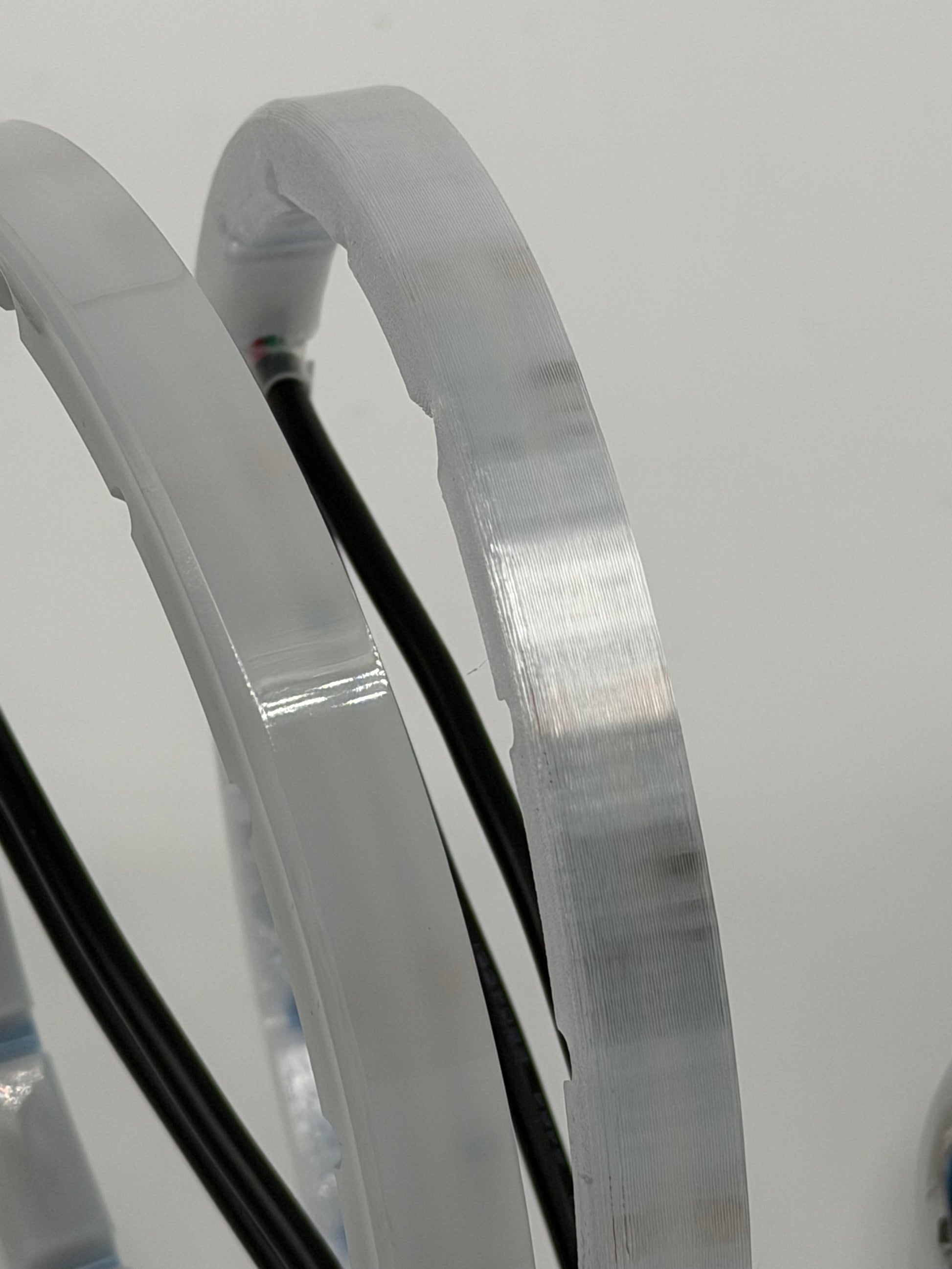 HIGH CLASS ON THE LEFT / REGULAR RINGS ON THE RIGHT