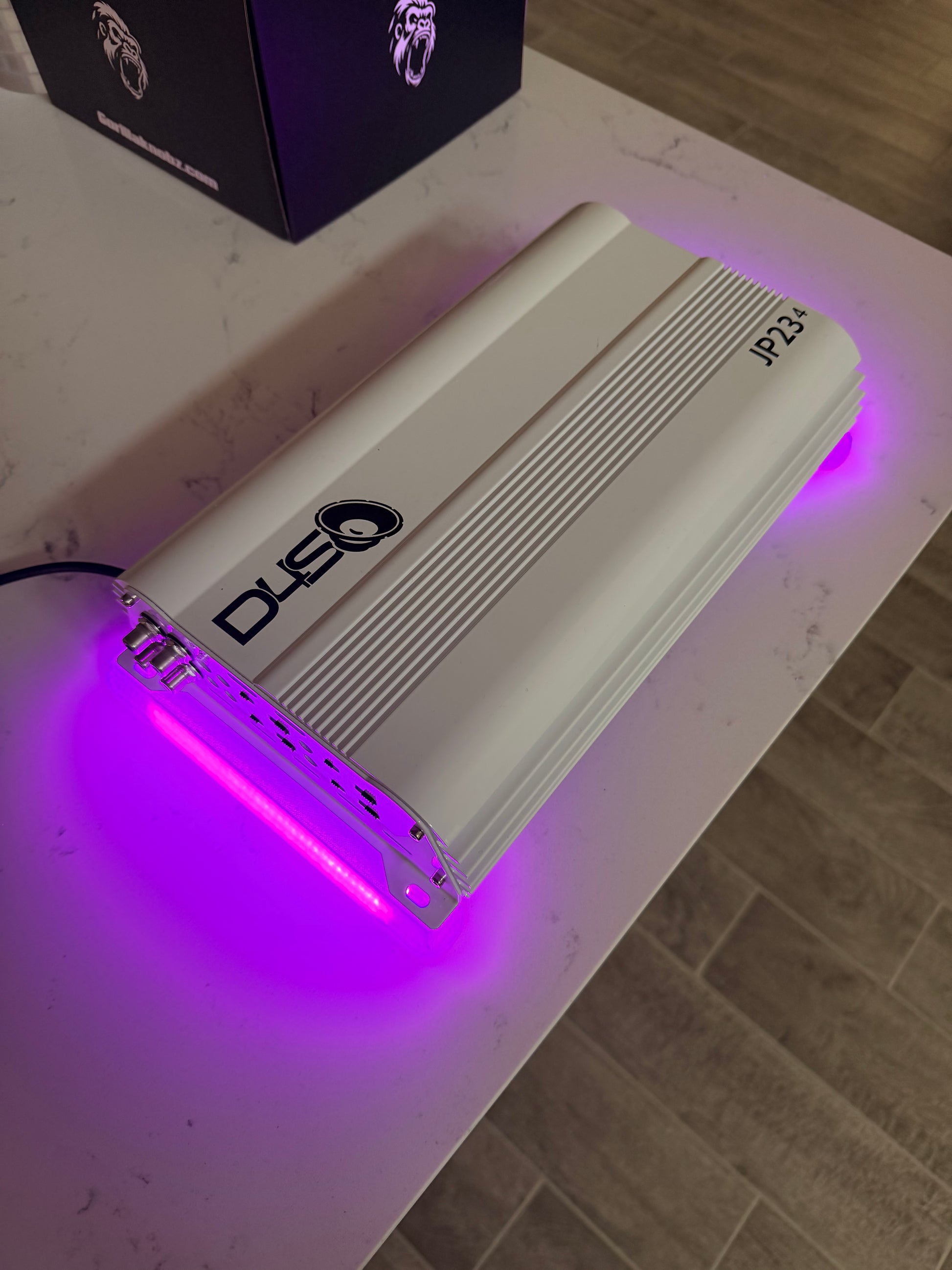 GORILLAKNOBZ AMP LIGHTS