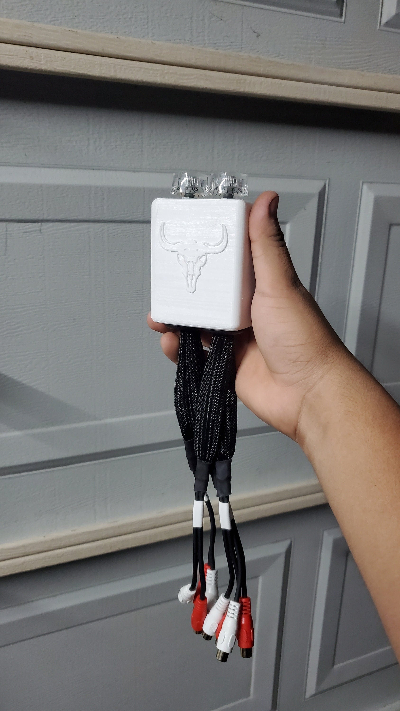 Dual RCA Bass Knob Fully Customizable (No Voltage Meter) Gorilla Knobz